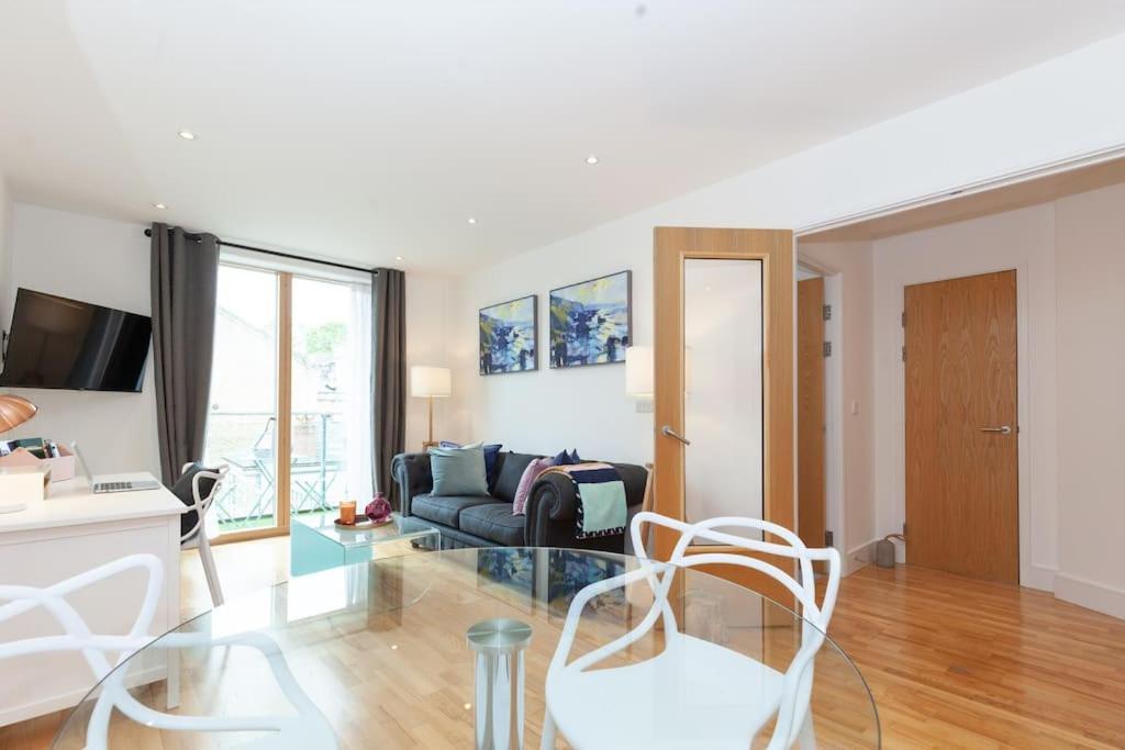 Oxfordshire Living - The Tolkien Apartment - 옥스퍼드 외부 사진