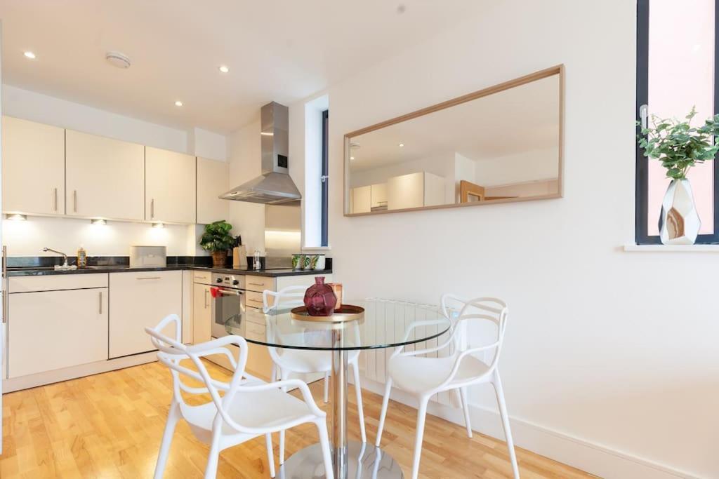 Oxfordshire Living - The Tolkien Apartment - 옥스퍼드 외부 사진
